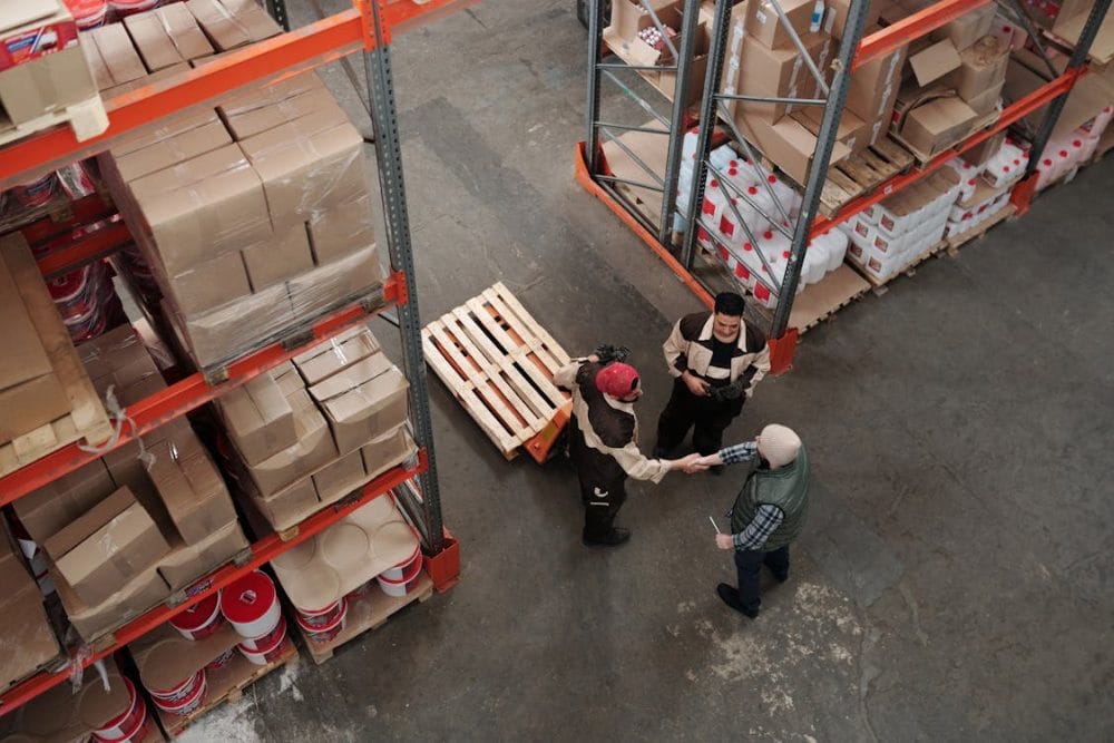 Kinh nghiệm làm Logistics từ các chuyên gia: Bí quyết thành công
