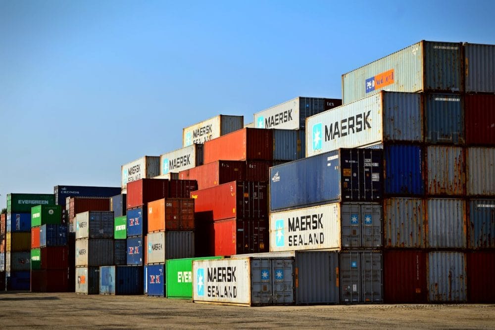 Kinh nghiệm làm Logistics từ các chuyên gia: Bí quyết thành công