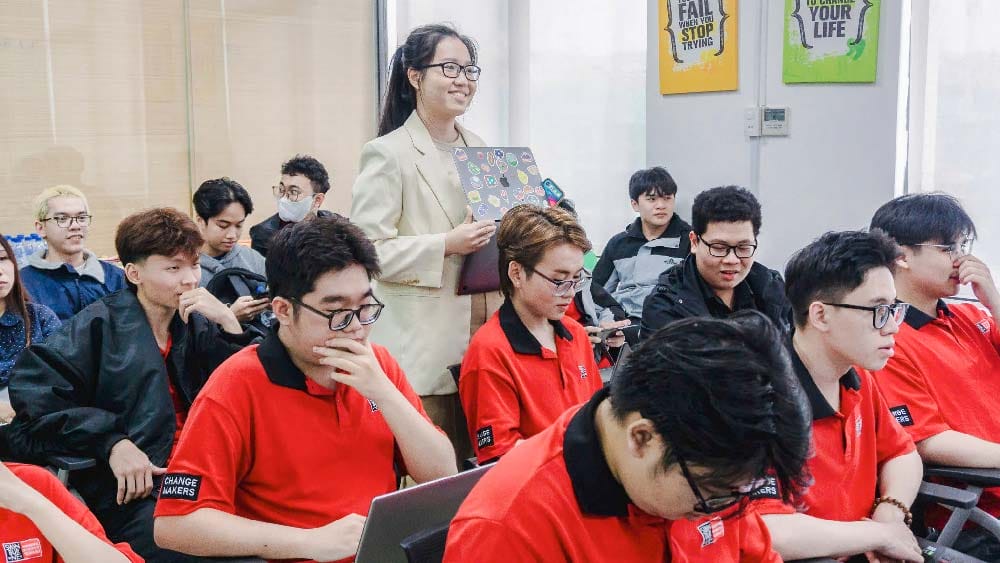 Chương-trình-đào-tạo-Logistics-và-Quản-lý-Chuỗi-cung-ứng-có-gì-4