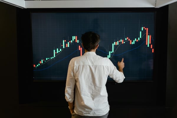 phân tích kinh doanh dữ liệu dầu mỏ mới
