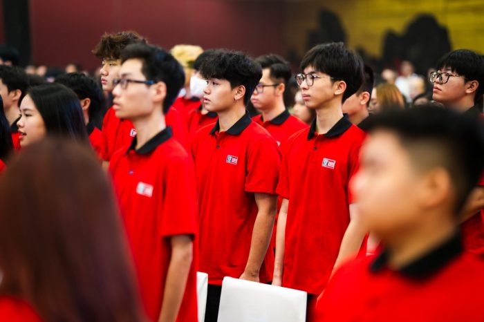 Hàng nghìn sinh viên, giảng viên cùng nhiều vị khách quý đã cùng hội tụ tại sự kiện