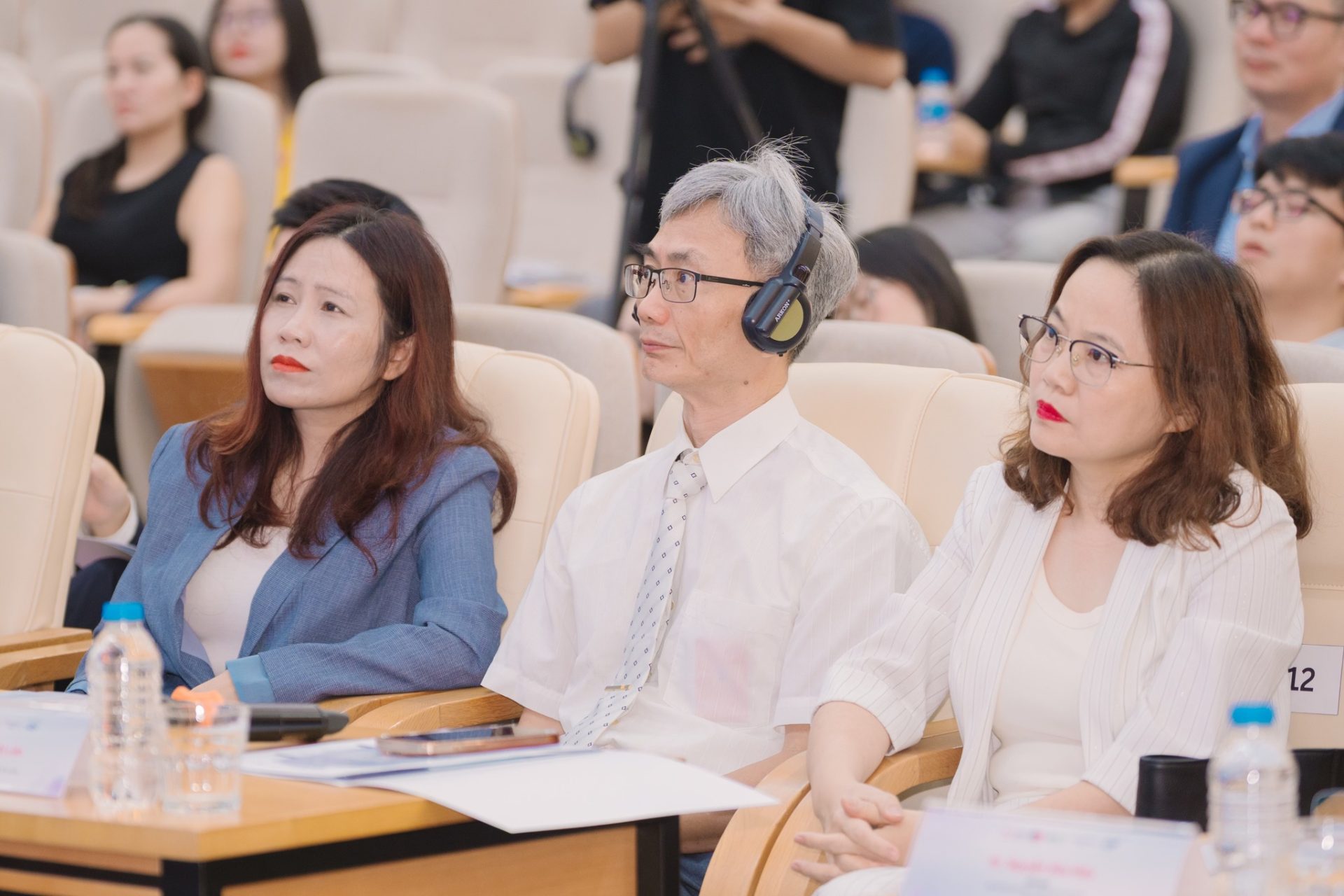 Hội thảo quy tụ nhiều chuyên gia hàng đầu trong lĩnh vực Logistics và Quản lý chuỗi cung ứng