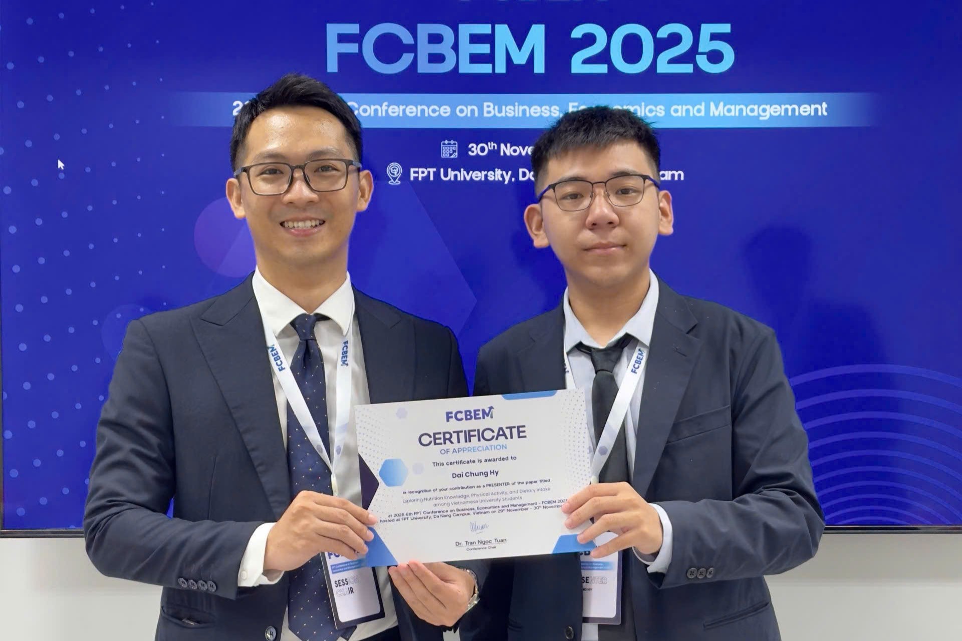 Chung Hy - sinh viên K4 tại Swinburne Vietnam cơ sở TP.HCM đã ghi dấu ấn với gần 10 bài báo nghiên cứu tại 4 hội thảo khoa học lớn trong nước.
