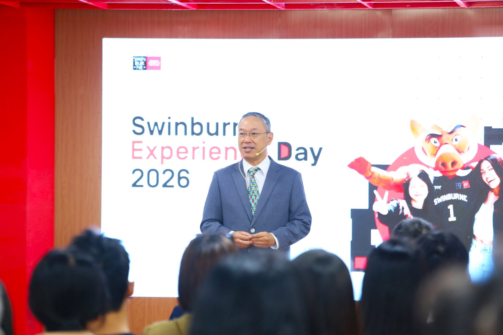 Ông Richard Nguyễn - Giám đốc Swinburne VN cơ sở TP.HCM chia sẻ về chương trình giảng dạy thuộc TOP 300 thế giới