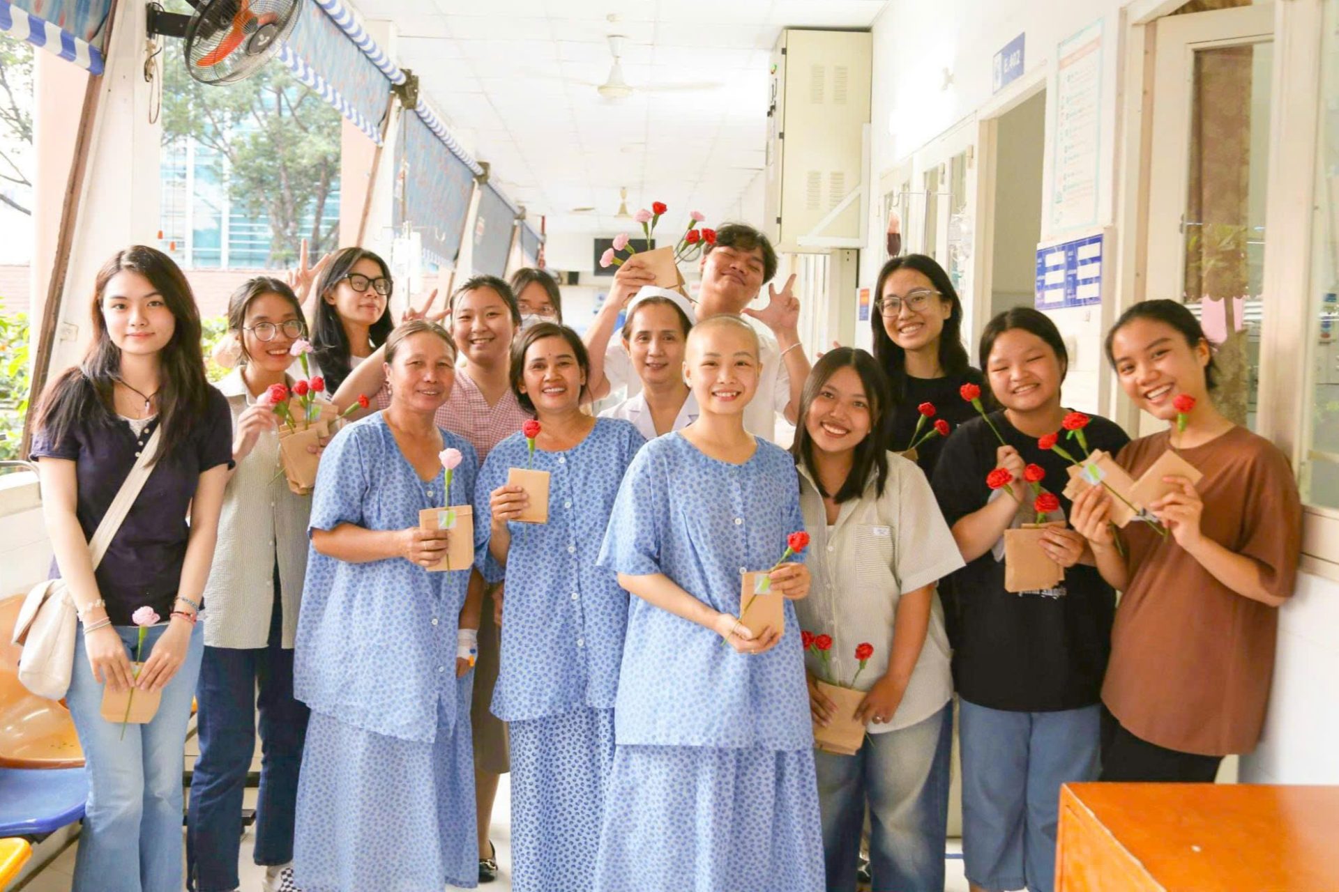 Hành trình từ chiến thắng ung thư đến người “thắp lửa” cho cộng đồng của nữ sinh Swinburne Vietnam
