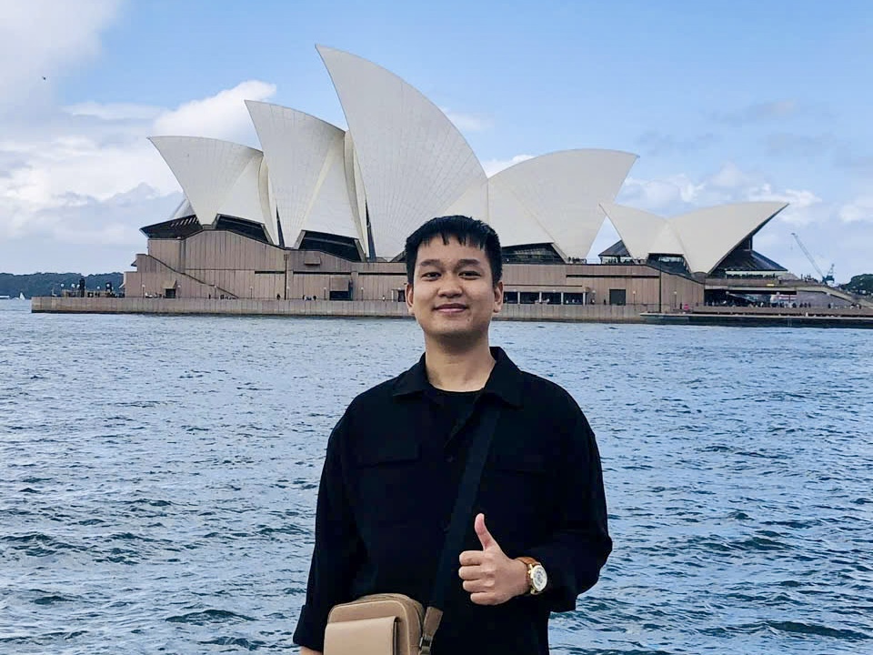 Hoàng Nhật Quang hiện đang sinh sống và làm việc tại Sydney, cậu cũng mong muốn tương lai sẽ về nước để đóng góp cho ngành công nghệ tại Việt Nam