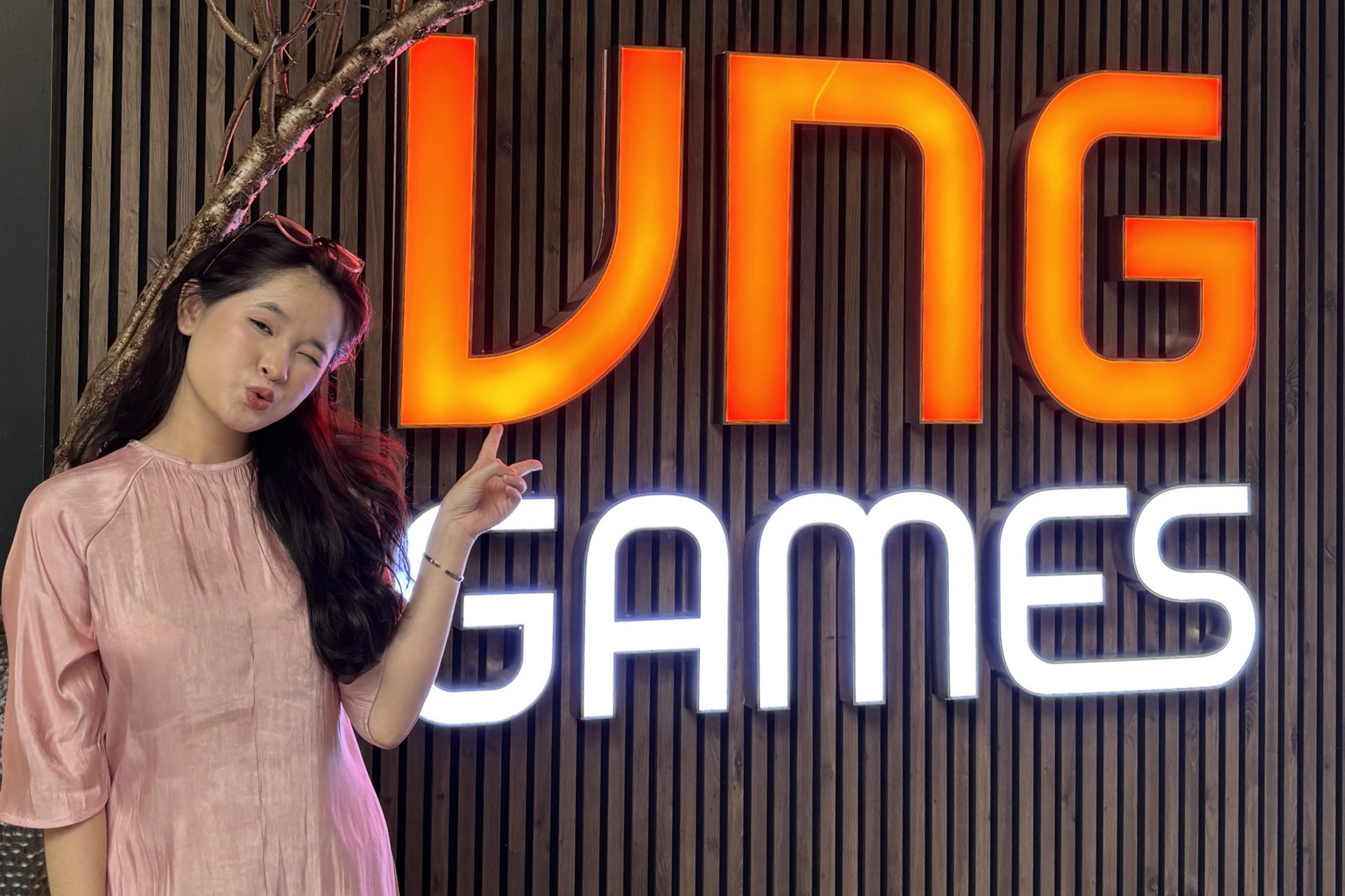 Nữ sinh Swinburne Vietnam nhận cơ hội làm việc cùng đối tác quốc tế sau 4 tháng thực tập tại VNGGames