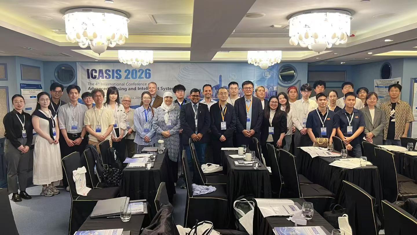 Sinh viên Swinburne Vietnam tham gia trình bày nghiên cứu tại Hội nghị quốc tế ICASIS 2026 Hong Kong