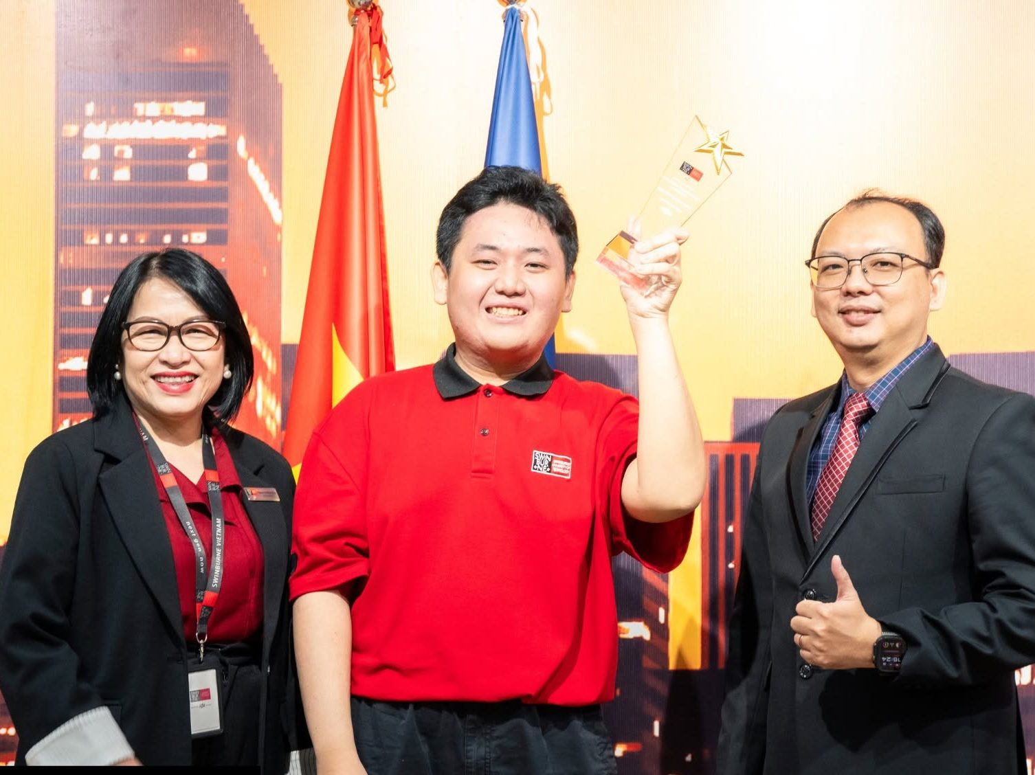 "Hat-trick" dẫn đầu ba học phần chỉ sau năm nhất