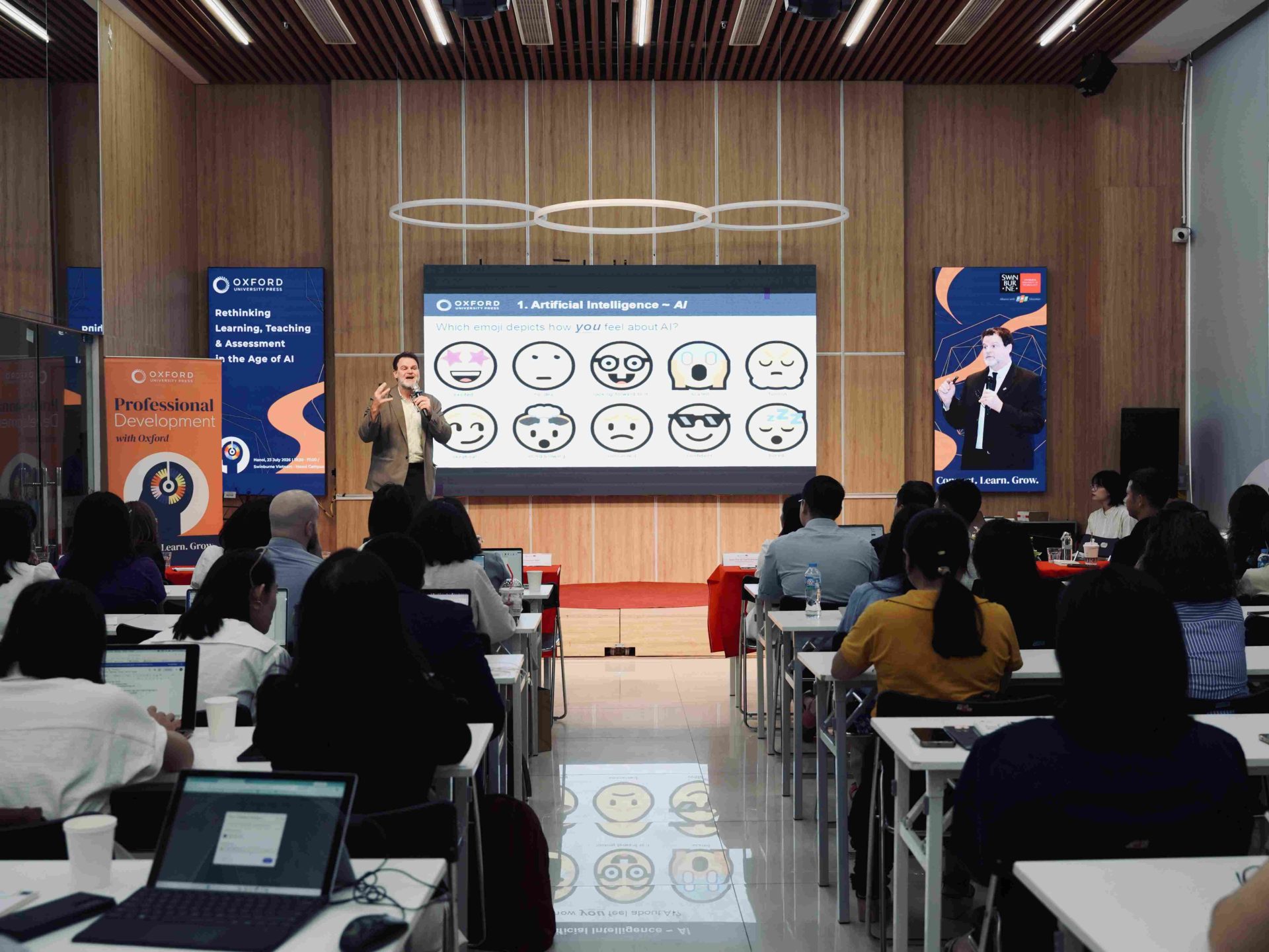 Workshop “Excellence in Teaching: Advanced Pedagogical and Assessment Practices” với sự tham gia đông đảo của các chuyên gia, giảng viên, nhà giáo dục tại Hà Nội