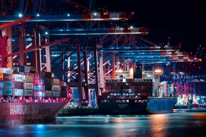 Ngành Logistics và Quản lý Chuỗi Cung ứng là gì? Lộ trình học, cơ hội việc làm và mức lương 2025
