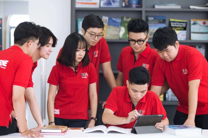 Sinh viên học Logistic tại Swinburne Việt Nam